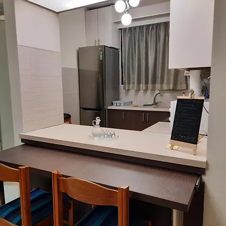 Apartment Cozy Flat Near The City Center